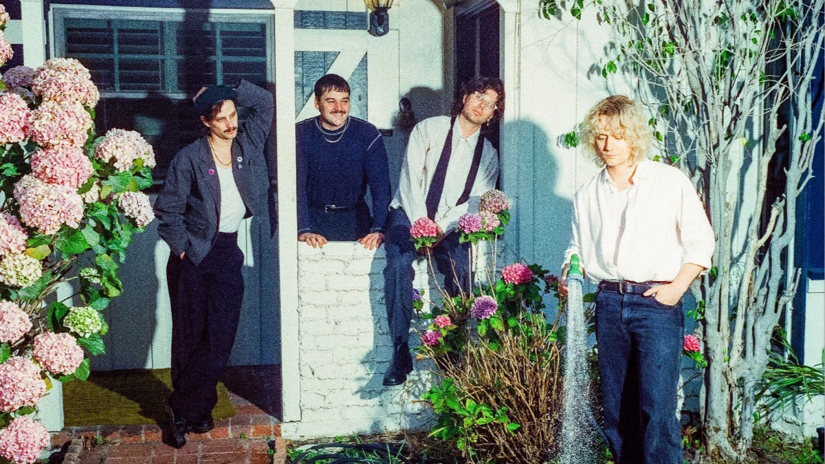 Vacations lançam o novo álbum 'Pursuit of Anything' e estreiam o vídeo de "Lucky, Forever"