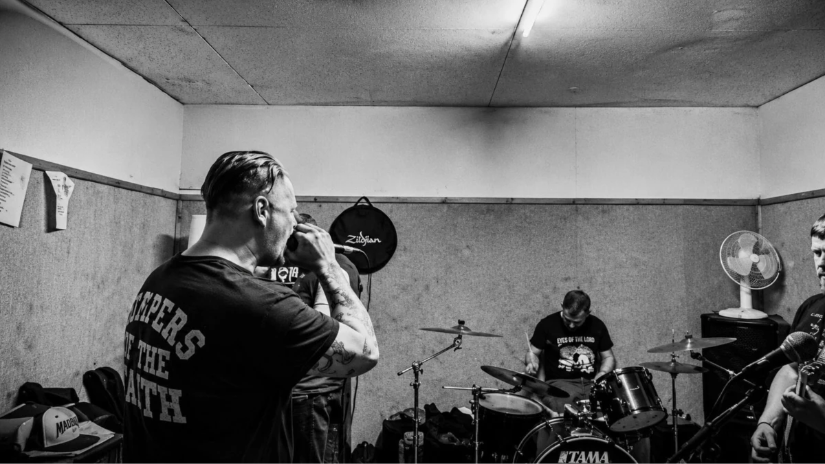 Novo videoclipe: Blood Of The Argonaut - HOLD THE LINE