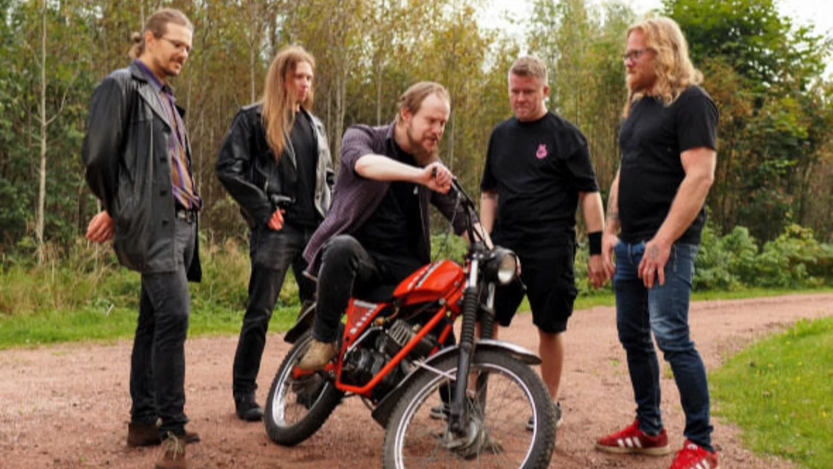 A banda finlandesa de death metal Of Spite lança o novo EP Raisu, com três faixas